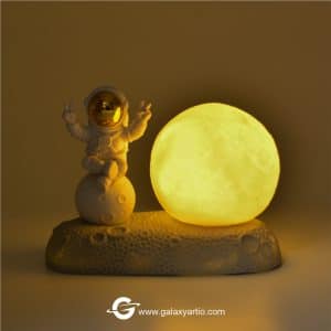 چراغ فضانورد مریخی