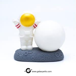 چراغ خواب فضانورد – دکوری خاص با نور ملایم و طراحی فانتزی برای اتاق خواب