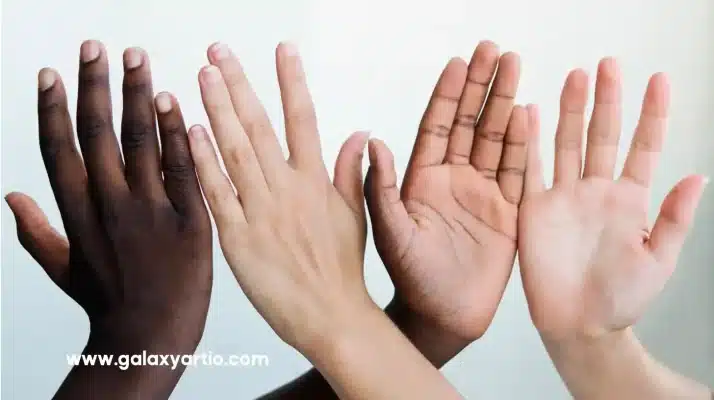 توجه به رنگ پوست در خرید بهترین دستبند زنانه