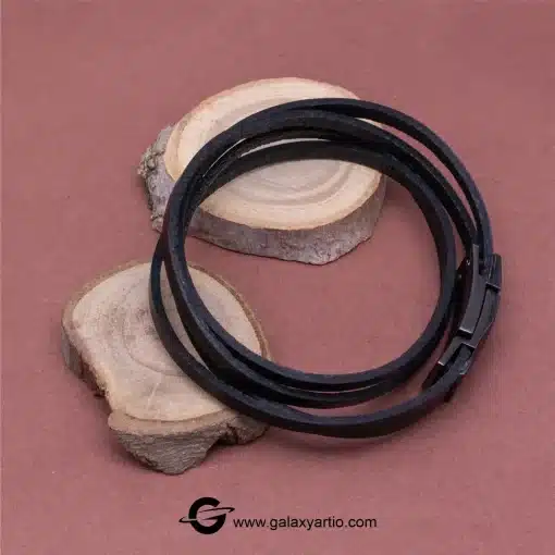 دستبند چرم اسپیرال