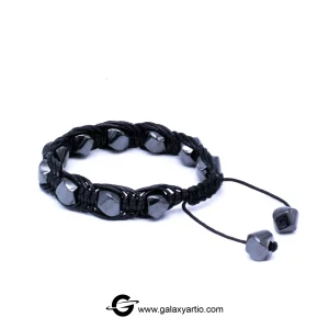 دستبند تایتان