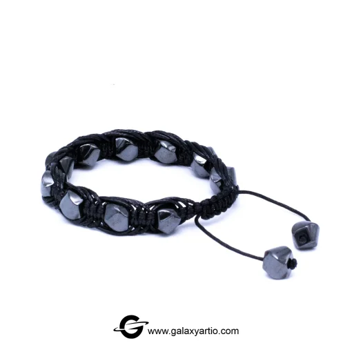 دستبند تایتان